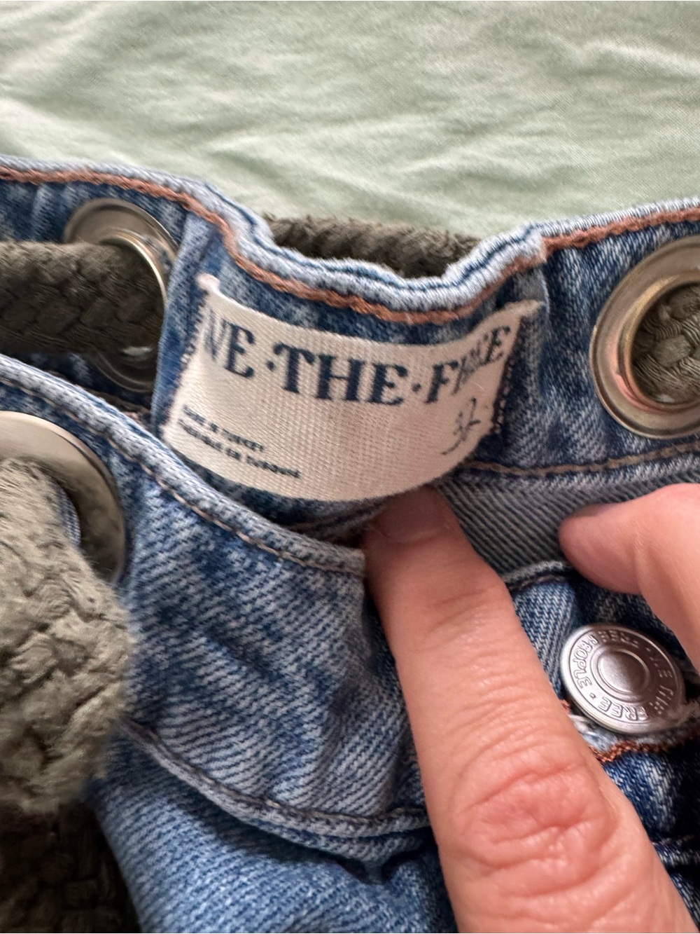 We the free people moxie distressed barrel jeans 32 boho - Picture 8 of 12